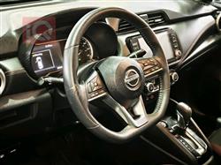 نيسان فيرسا